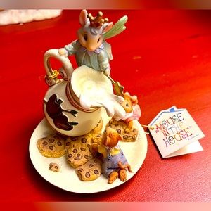 Mouse in the House vintage collectible. Milk and Cookies
